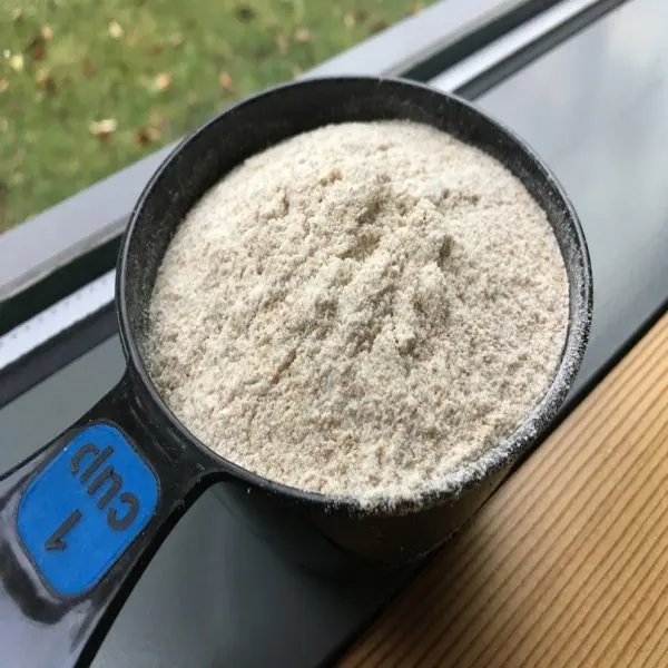 World class quality wholesale supplier of wheat flour quality for Russia pack in 10kg 25kg 50kg bags with cheapest price per ton