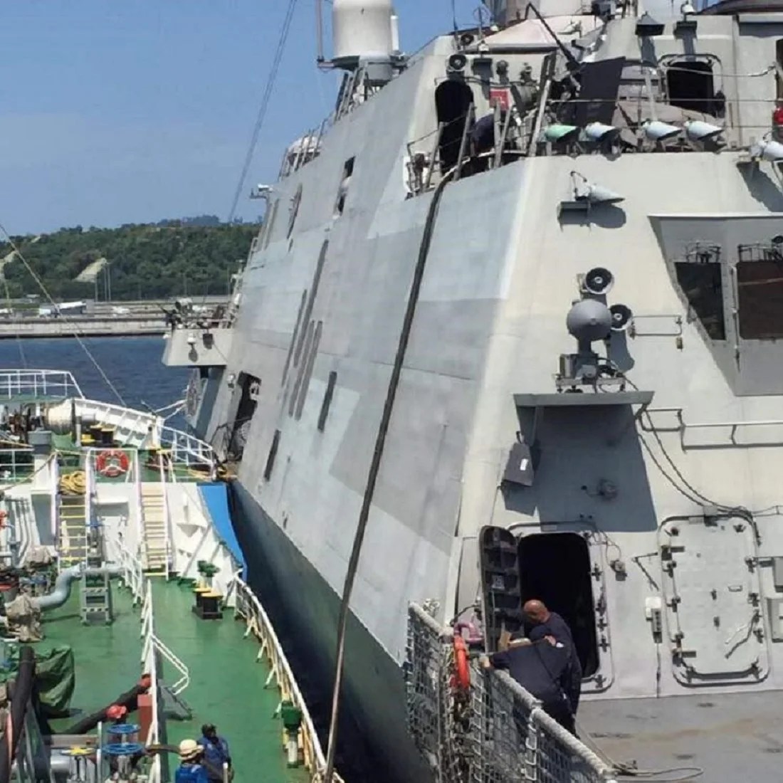 
390 microns Ferries Boats VESSEL Good Quality Barges Marine Gas Oil (MGO) From Malaysia 