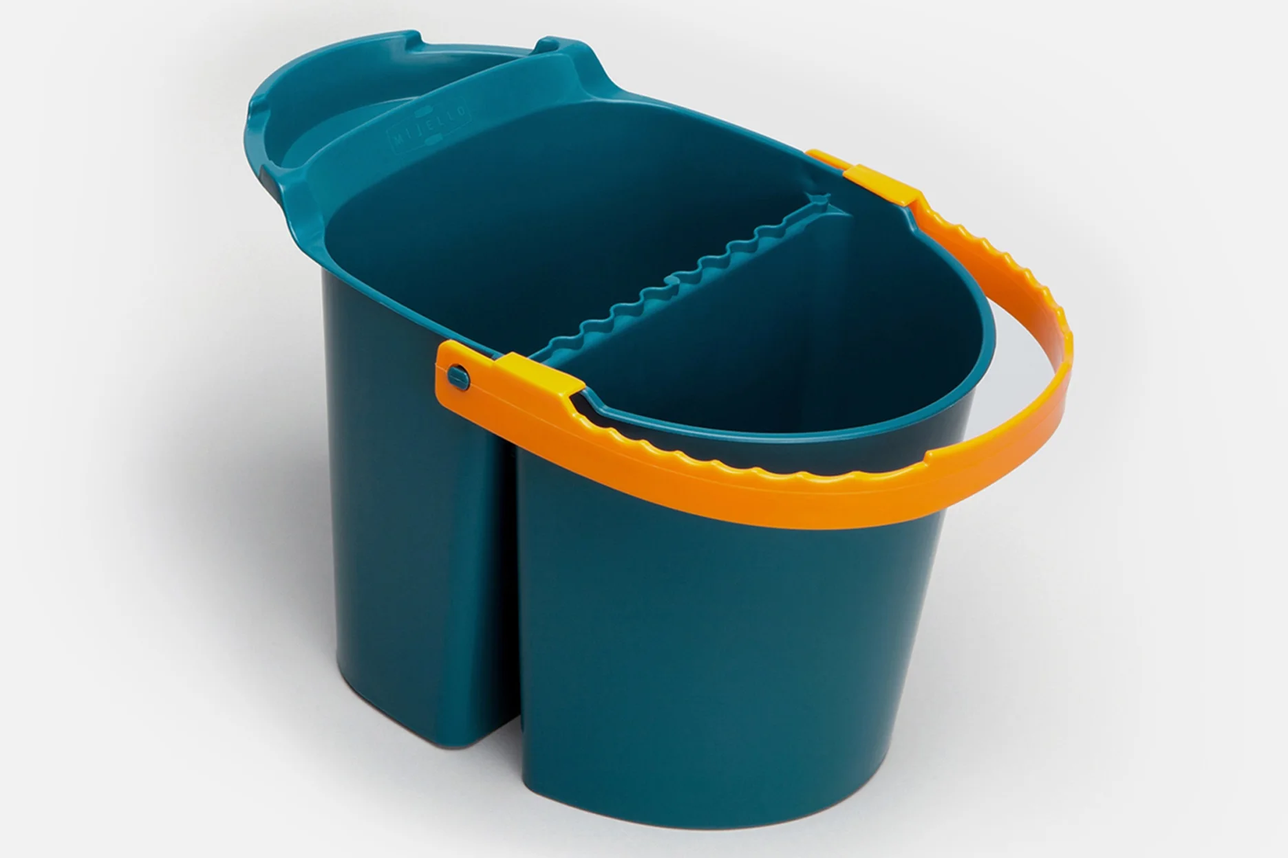 Mijello Art Watercolor Painting Water Bucket 7 Liter and 2 Liter