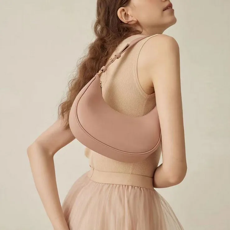 Wholesale women hand bags leather crossbody saddle bag