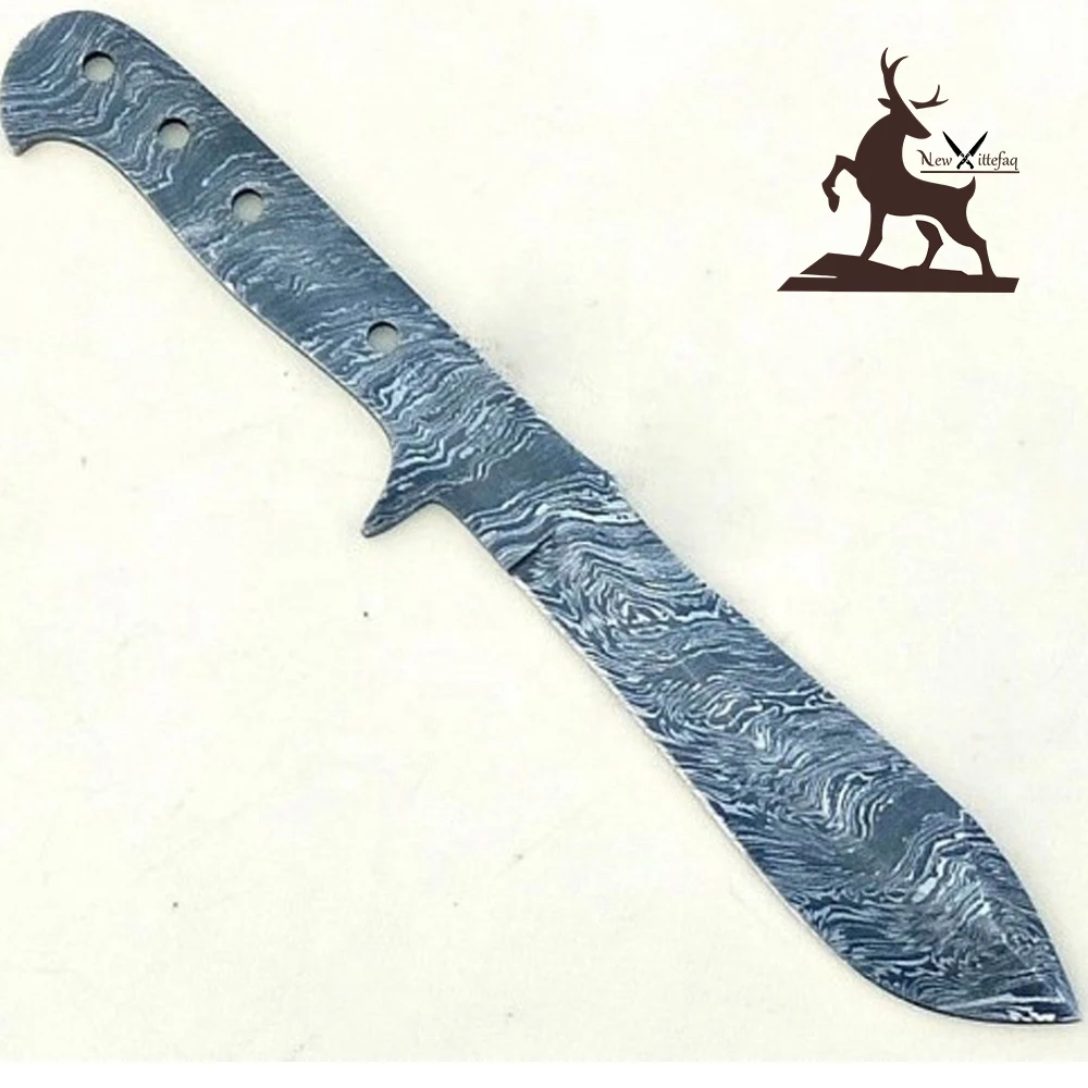 Wholesale Damascus hunting knife blank blade handmade customizable with twisted pattern bowie camping knife