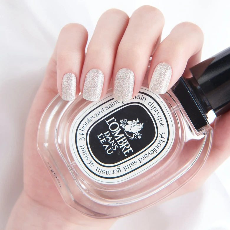 
New 2021 Design Child Press on Nails Full Cover Shimmer Artificial Fingernails Nail Extension Press on Nails Tips 