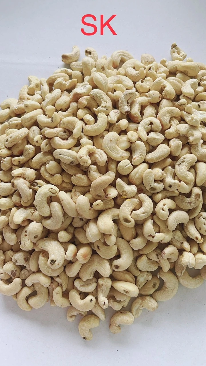 Вьетнамские товары стандартная компания жареные орехи кешью премиум-класса оптом свяжитесь с нами сейчас в продаже 2021