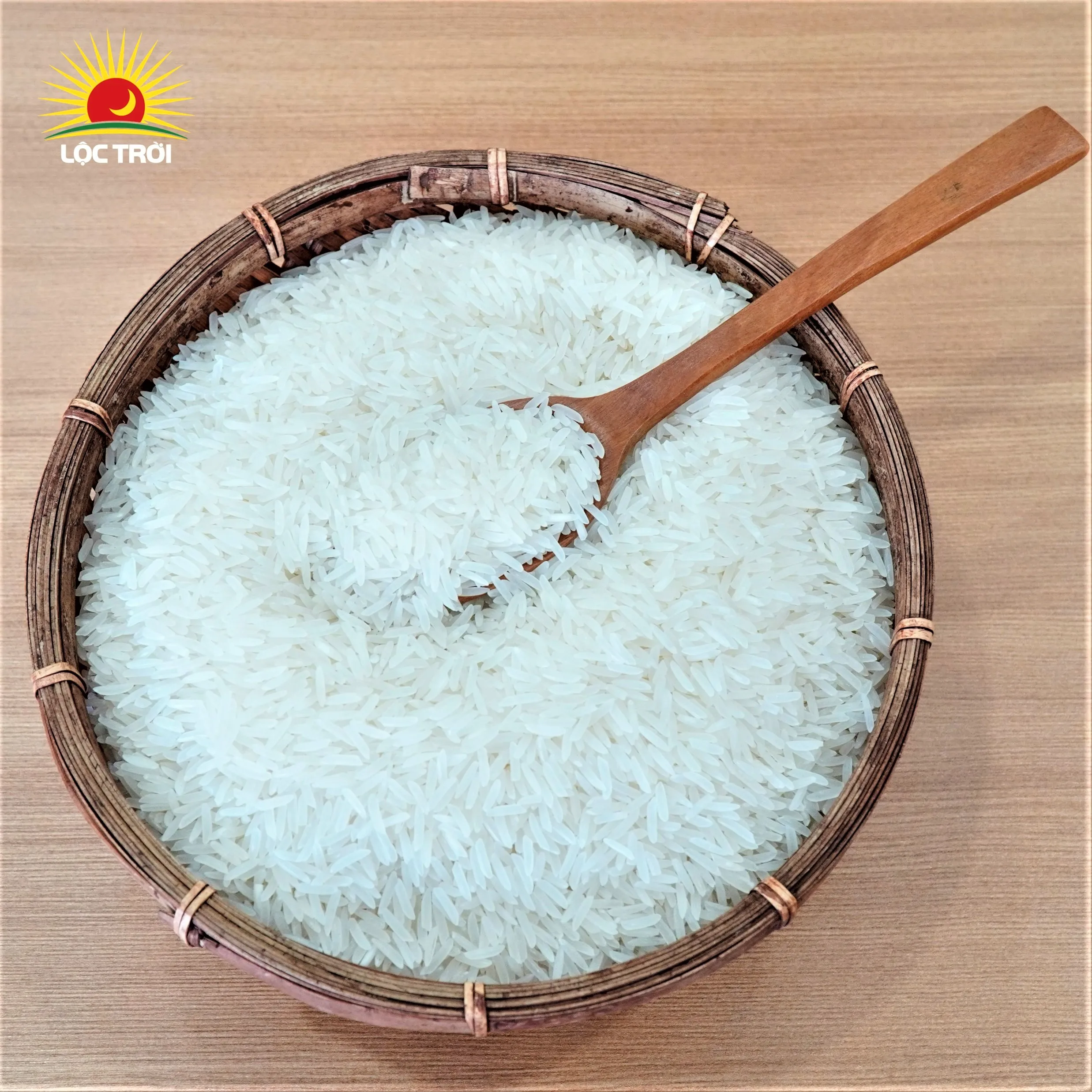 Long Grain Fragrant Rice / White Rice LT28 Variety from Vietnam Best Supplier Contact us for Best Price