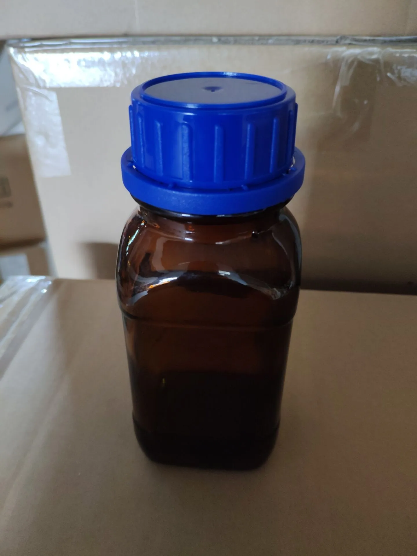 Amber Square Bottle with PP screw Cap and LDPE pouring ring 100ml 250ml 500ml 1000ml