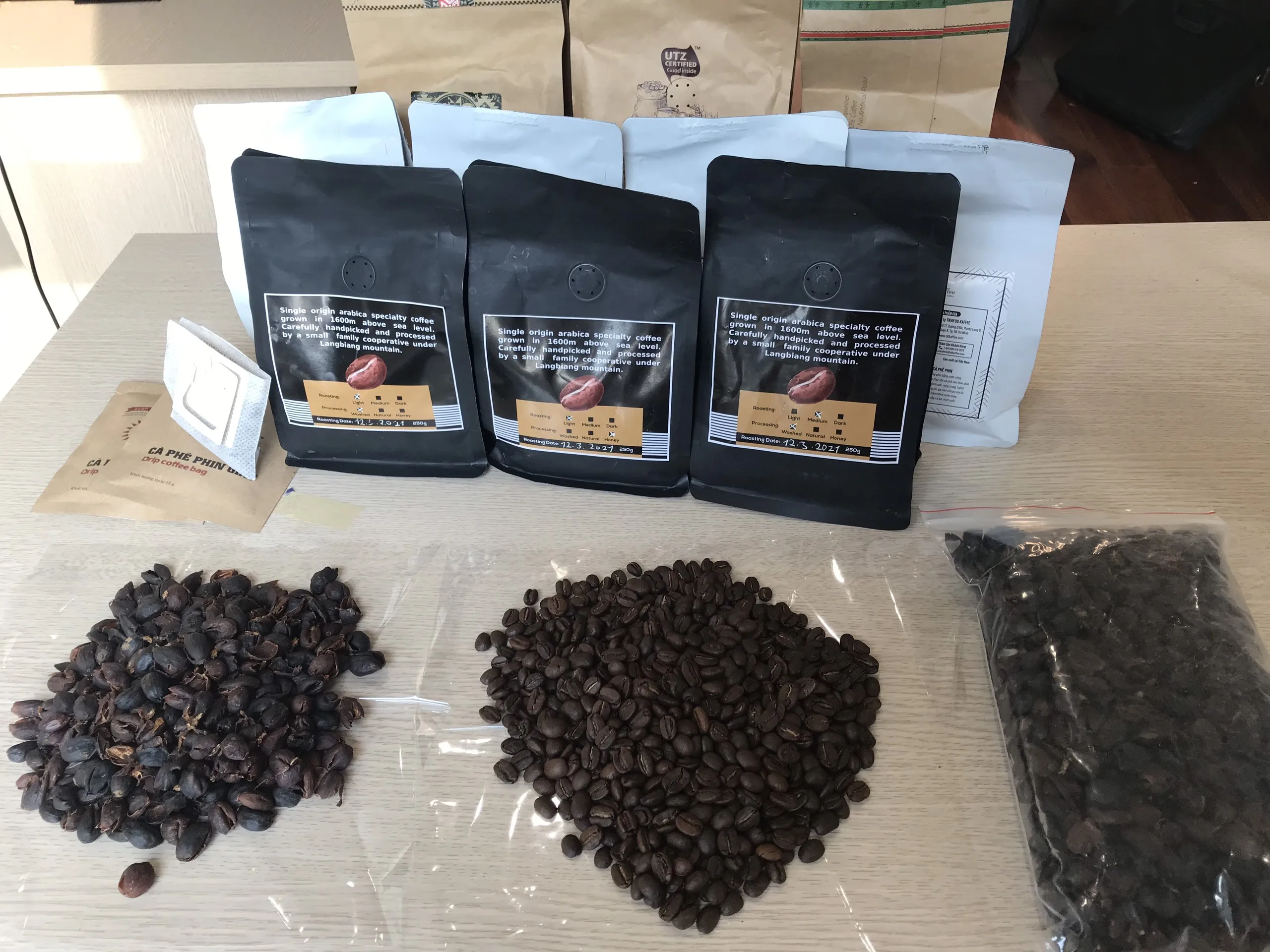 Roasted Arabica Coffee Bean Convenient Use With Coffee Machine Special Flavor From Vietnam