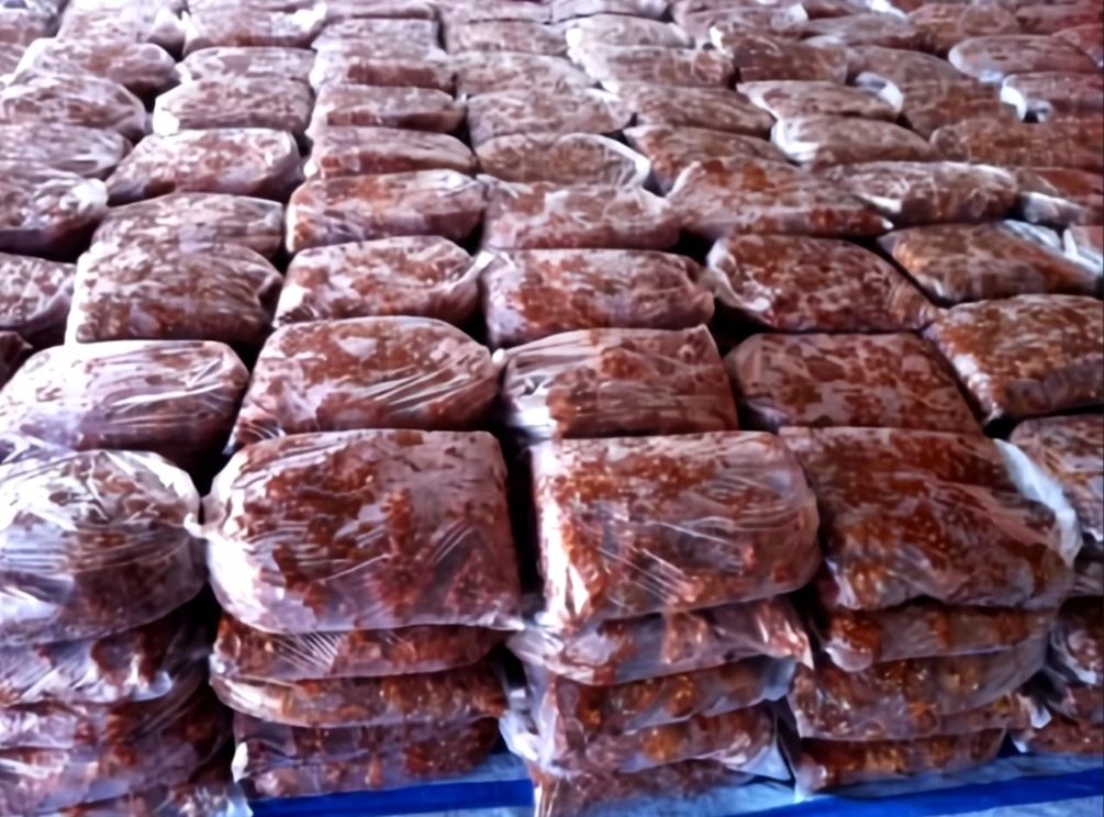 Sour Tamarind Paste Premium Quality tamarind seedless for food and Cosmetics No Chemical Tamarind export Product of Thailand