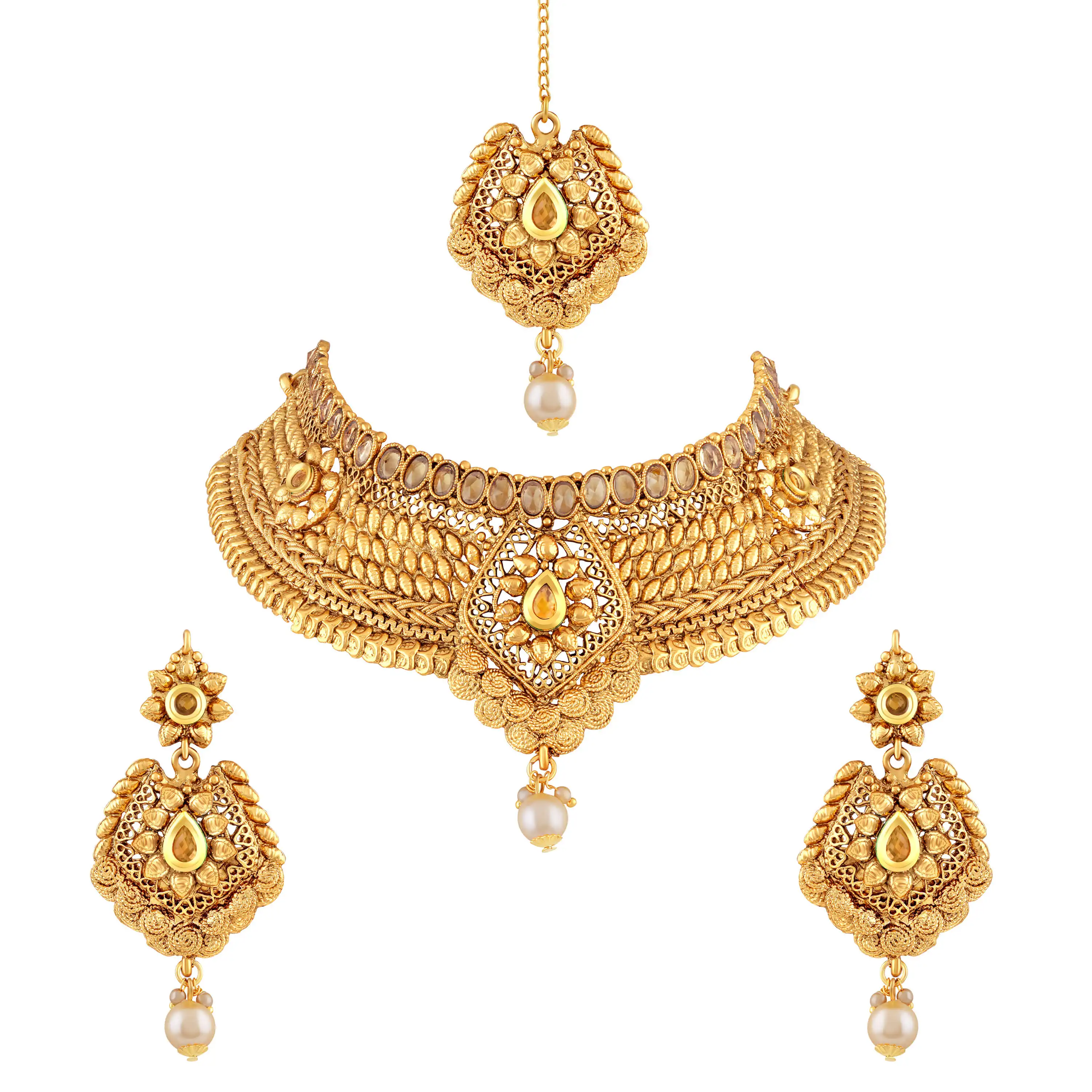Traditional Elegant Gold plated Choker Style Kundan Necklace Set With Mangtikka Jewellery Necklace Set For Women
