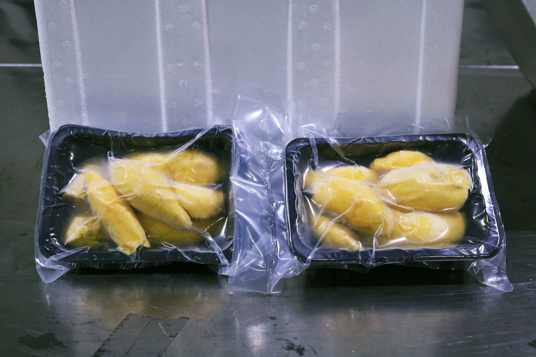 Malaysia Supplier High Grade Frozen Durian Musang King Pulp D197 from Fresh Durian Fruit