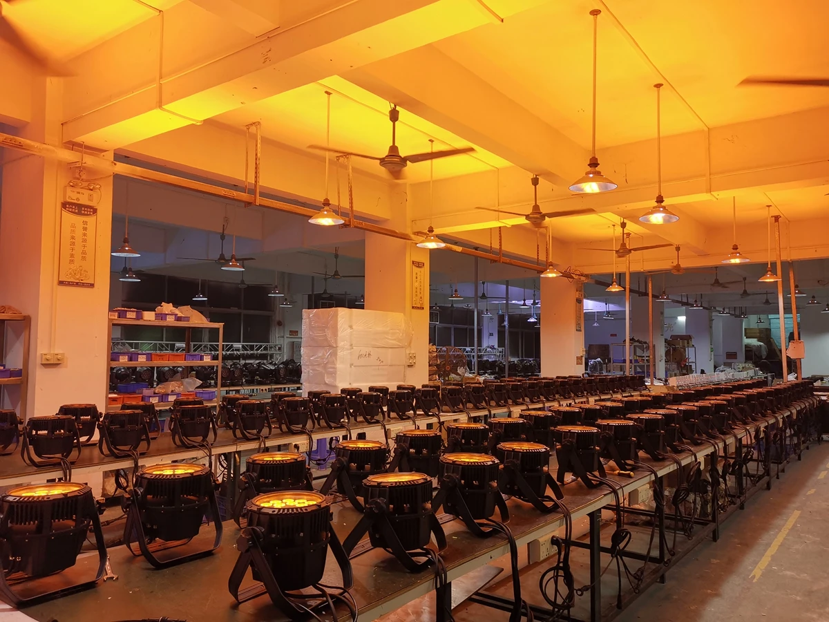 Outdoor event lighting 18x18w 6 in1 par 64 rgbwa uv ip 65 led par light