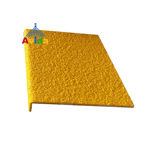 Outdoor Abrasive FRP GRP Stair Tread Nosing