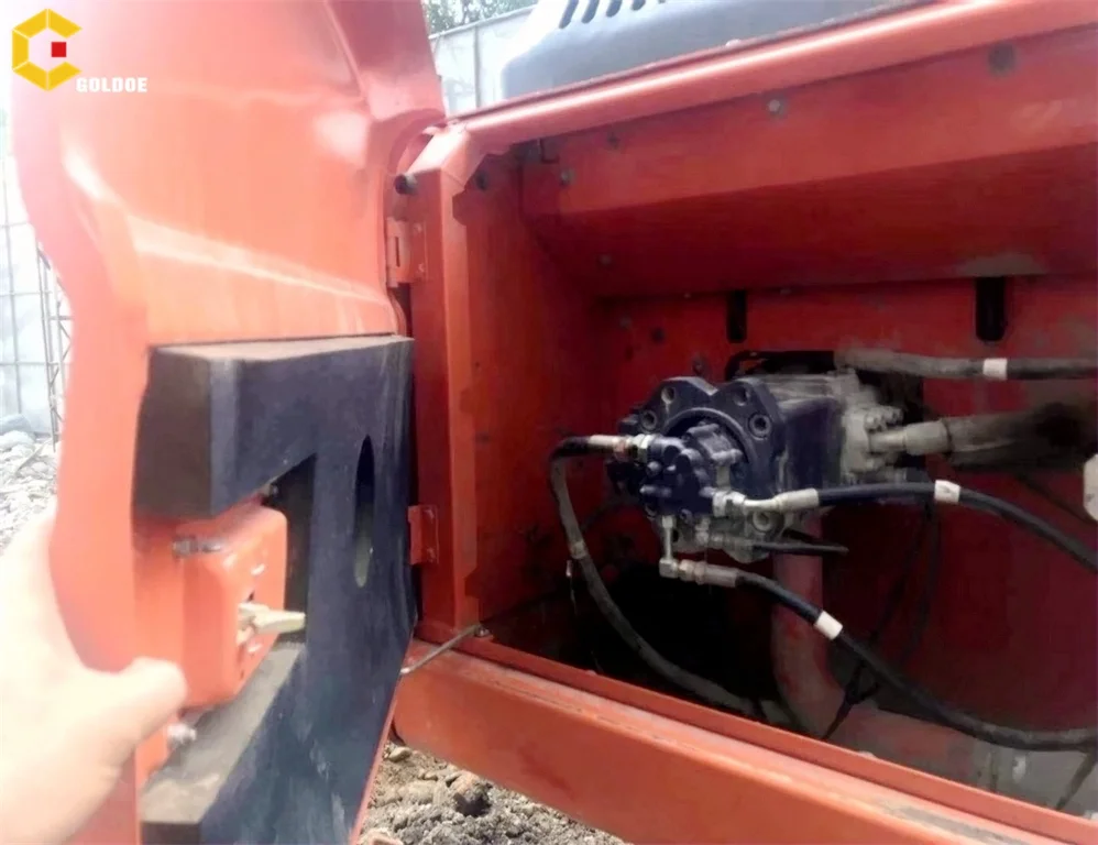 Оригинальный б/у экскаватор Doosan DX