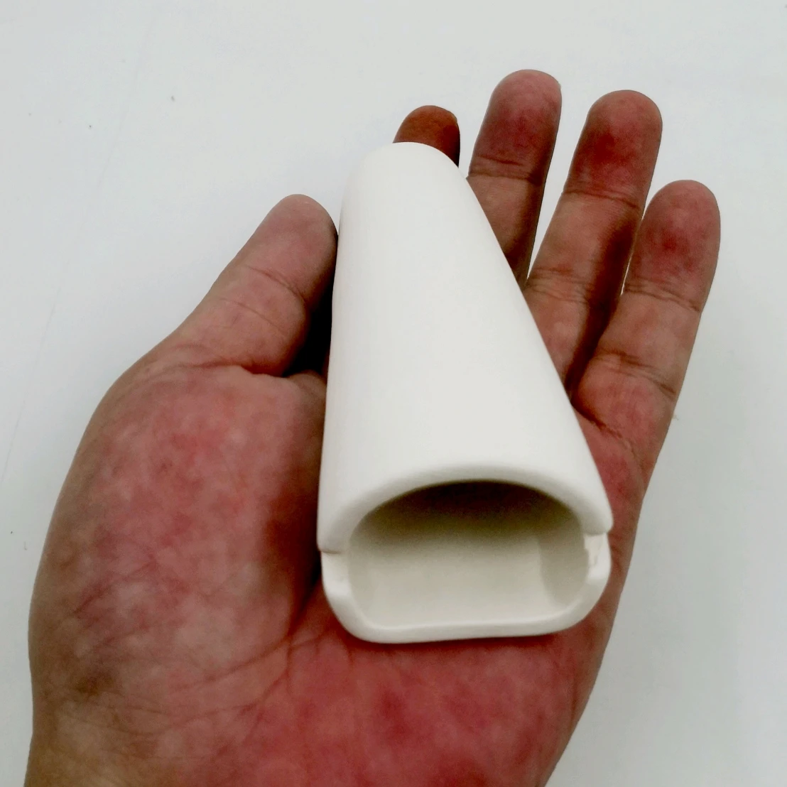 Ceramic Pleco Cave Fishes Shrimp Breeding Shelter Aquarium Decor Ornament for Betta Cichlid Rest