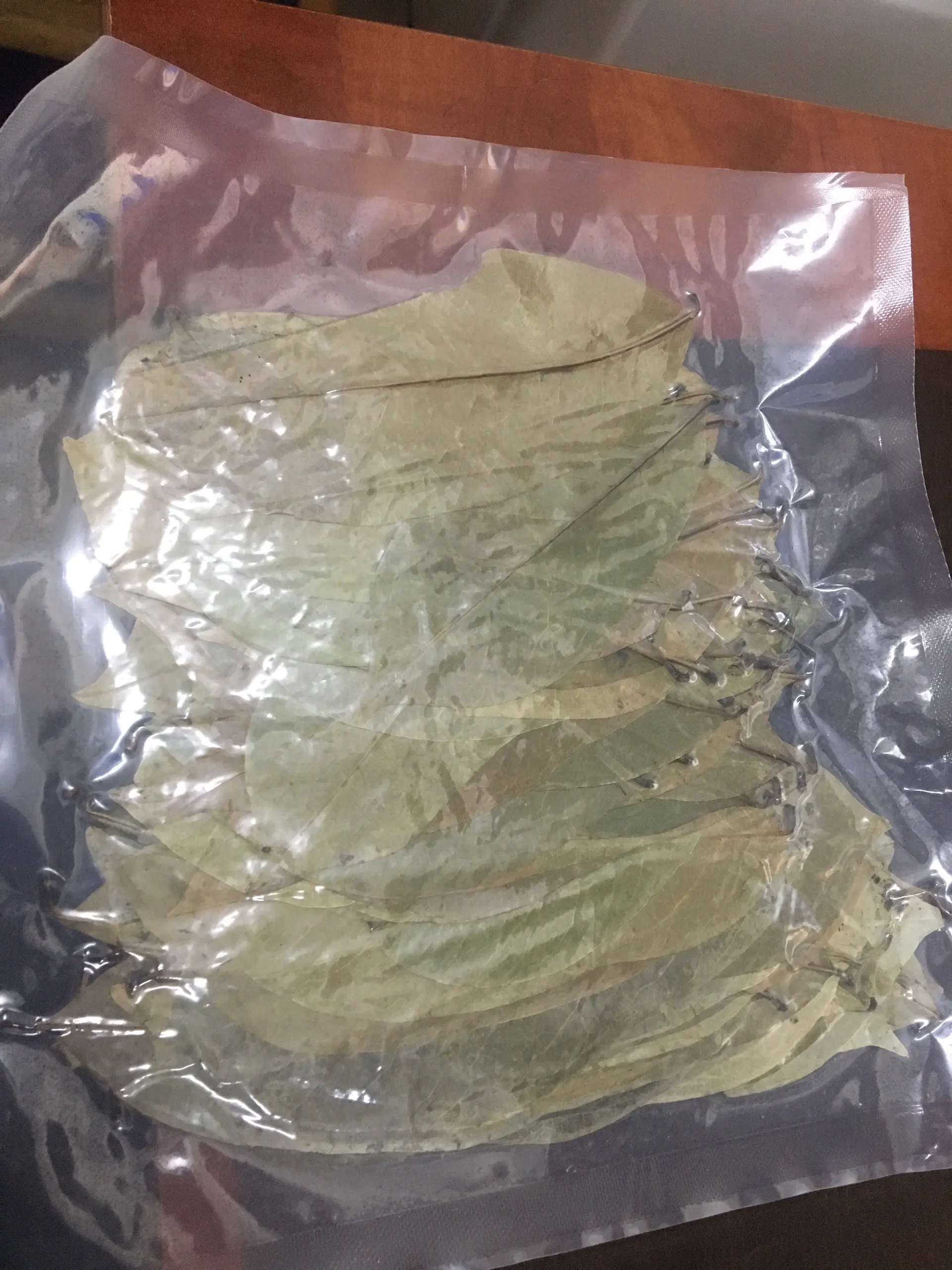 Оптовая продажа сушеных листьев сыпучих чая с листьями гравиолы MS.DAISY + 84 938451136