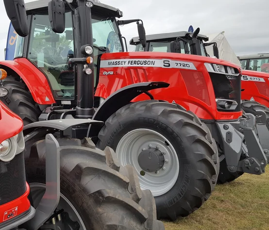 Довольно б/у и Новые тракторы Massey Ferguson на продажу