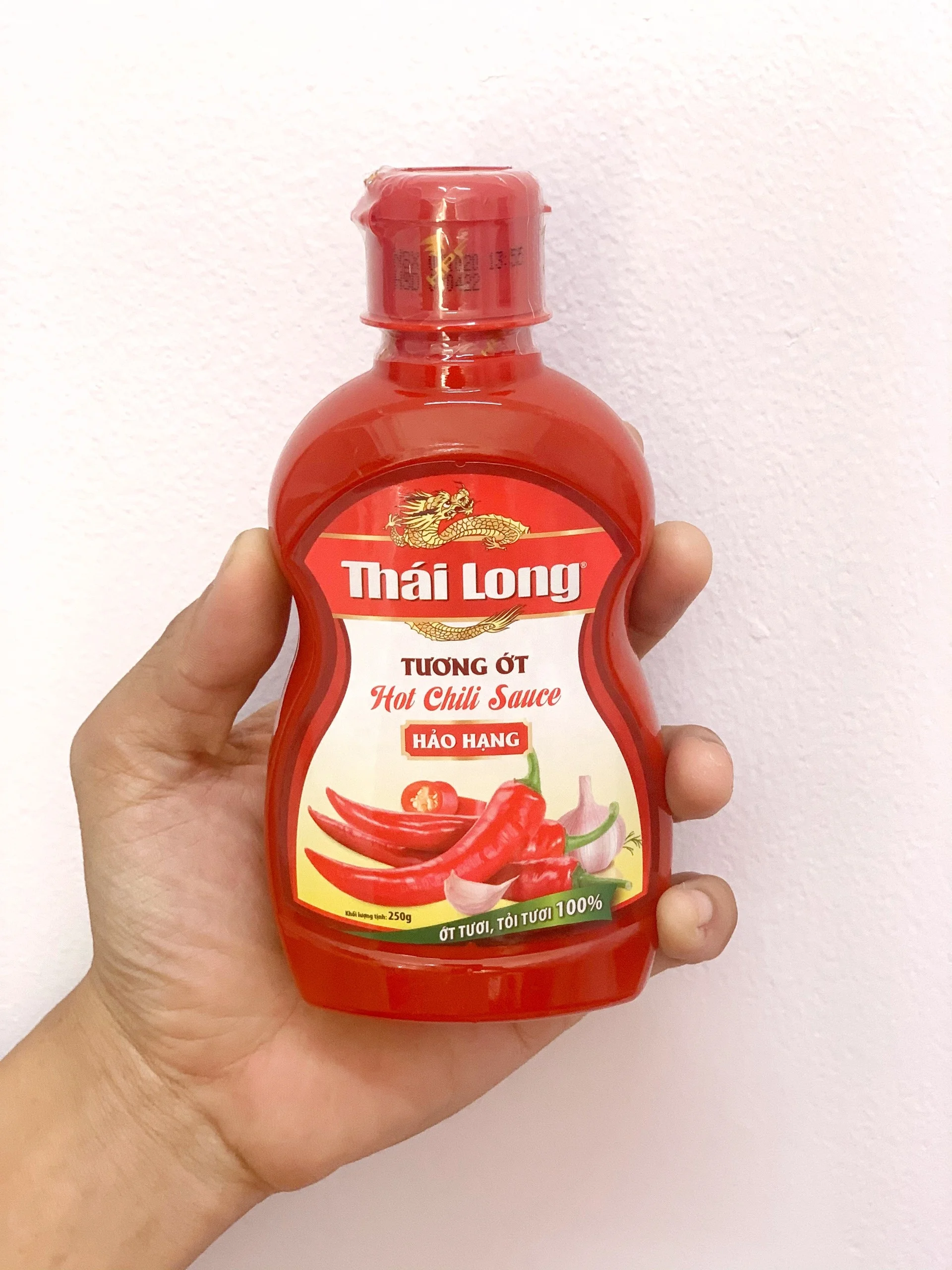 Premium Quality Canned Tomato Paste, Tomato Chili Sauce 250gr bottle with wholesale price from Vietnam OEM manufacturer