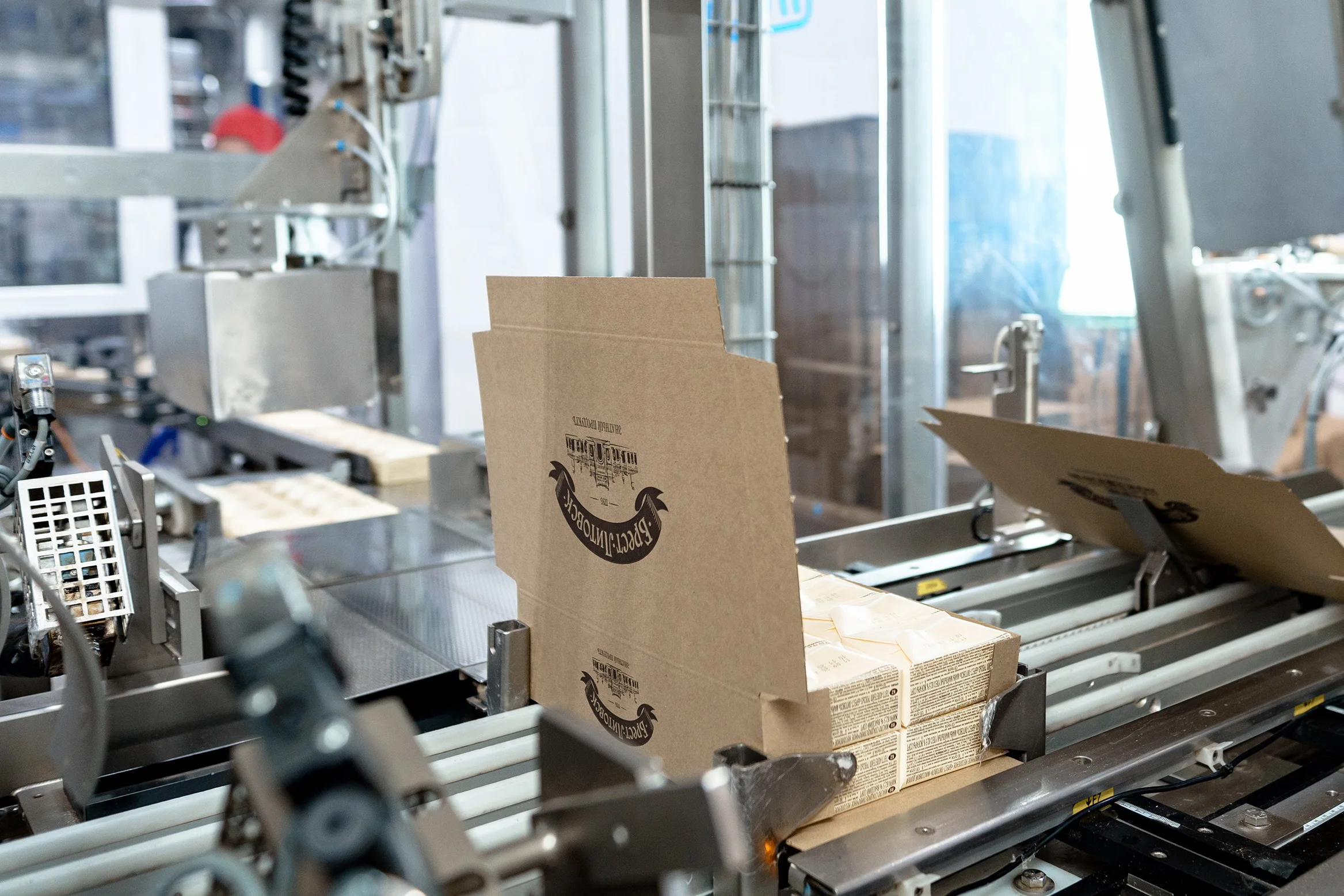 Butter unsalted sweet cream Belarus with fat mass fraction of 72.5 %