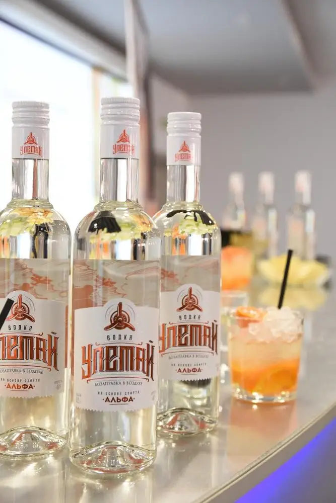 NATURAL 40% CLASSICAL RUSSIAN VODKA