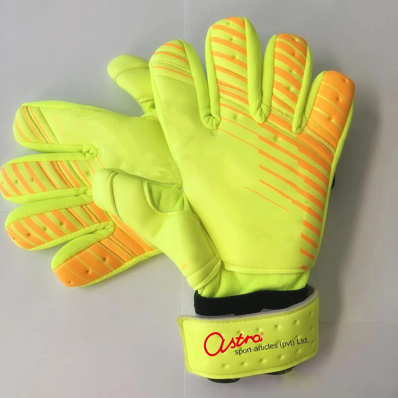 
Yellow Color Goalkeeper Gloves Finger Covered Strapped Closure for sale 