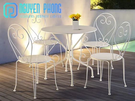  Самые роскошные и классические наборы столов стульев из кованого железа