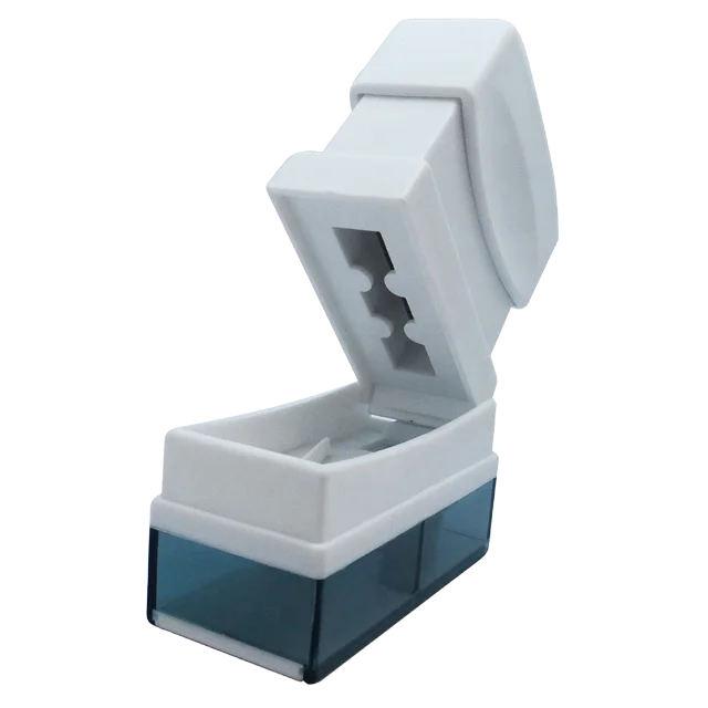 Salable stamper design does tablet pill cutter with stainless steel blade