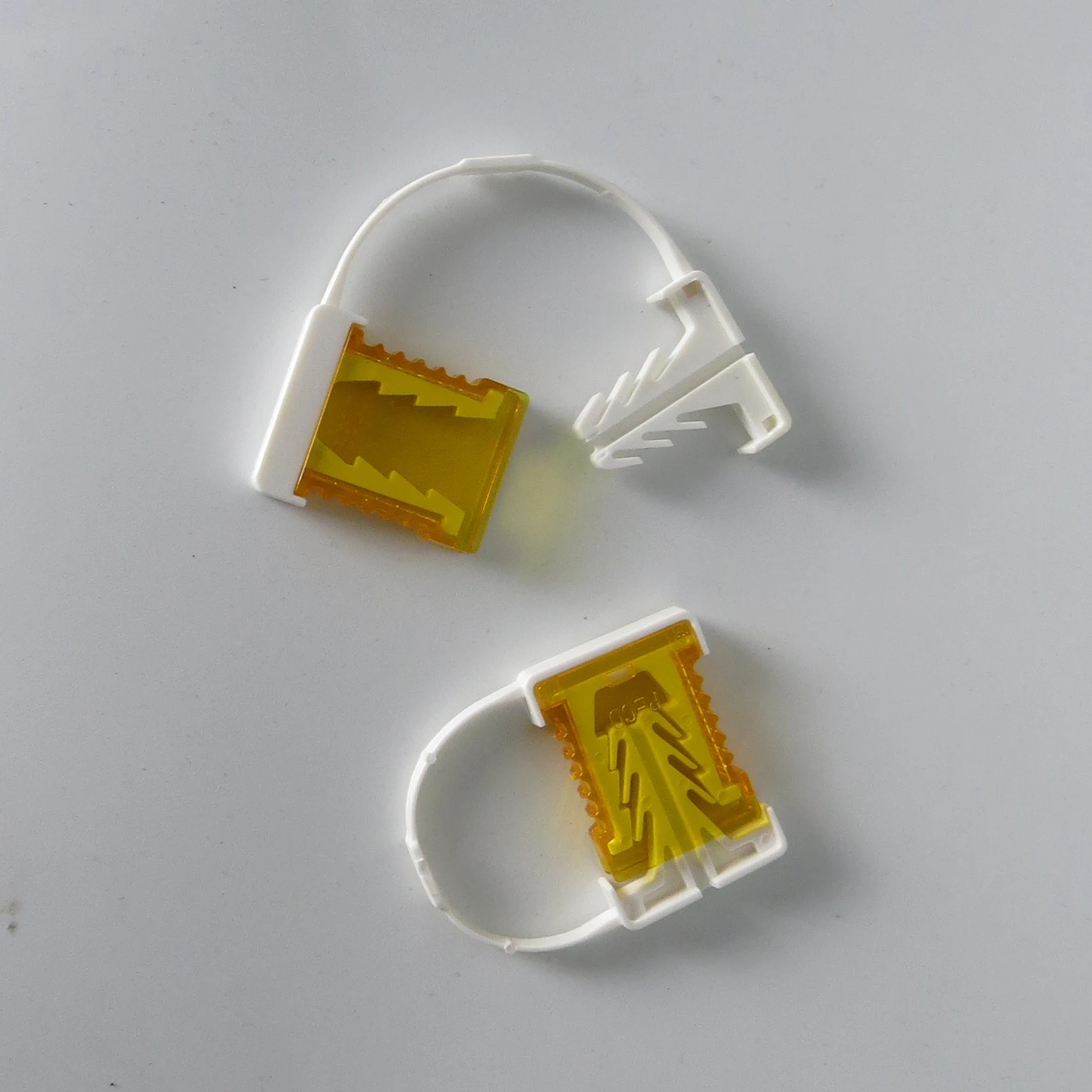 Wholesale Disposable plastic seals  security seal Oil Seal length 100mm for logistic From VietNam