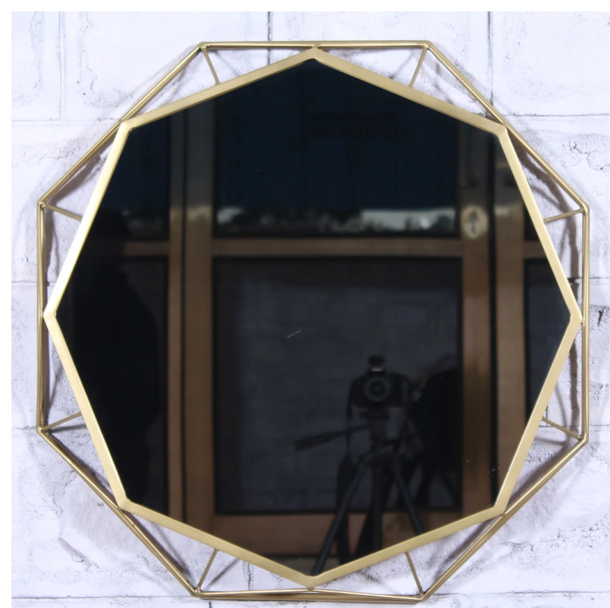 Attractive Designed Gold Plated Wall Mounted Mirror Frame Custom Made Metal Wall Mirror Frame At Cheap Price