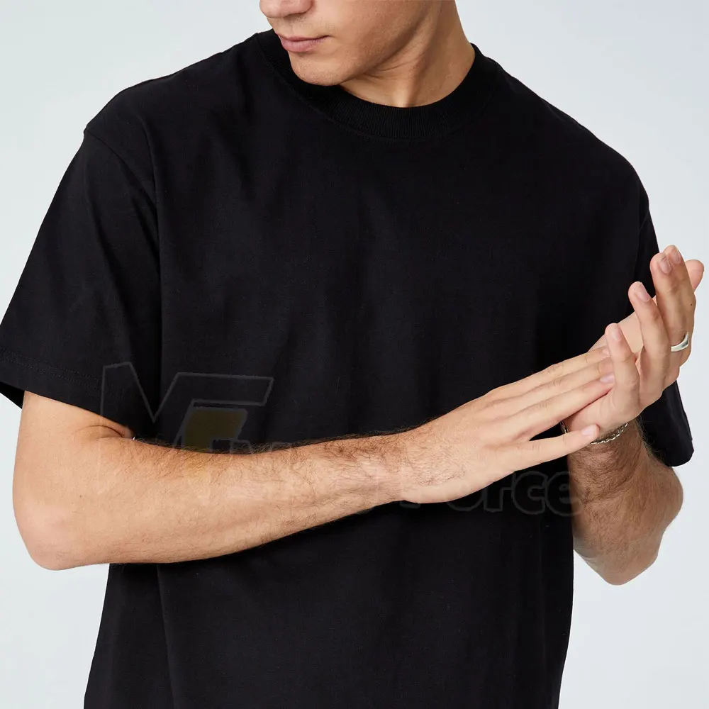 Slim Fit Shirts Sleeve T Shirt For Men O Neck Black Color Summer Wear Men T Shirts With Custom Design