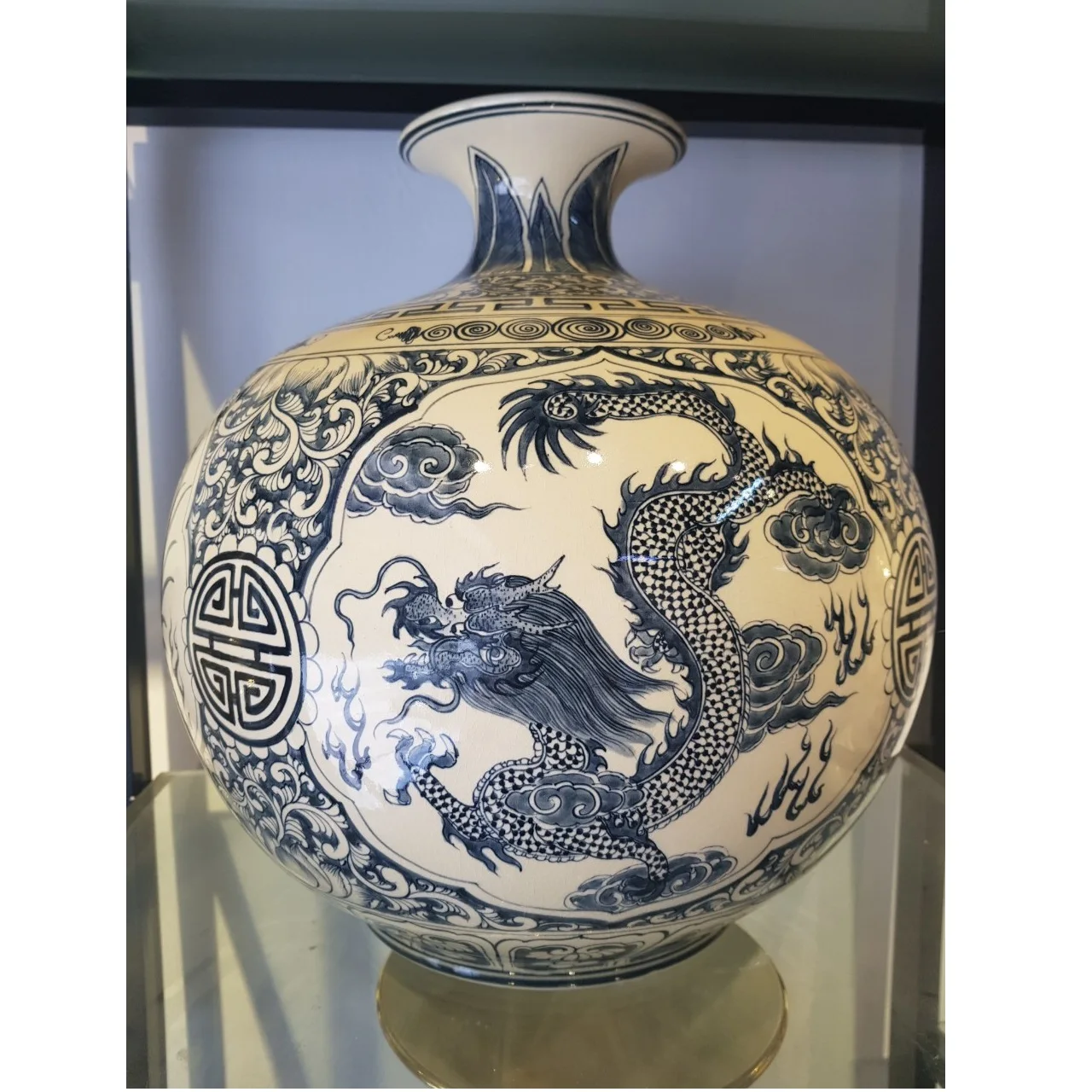 High Quality Beige  All Season Modern Tabletop Vase Contemporary Art Decor Porcelain Vases for Decoration