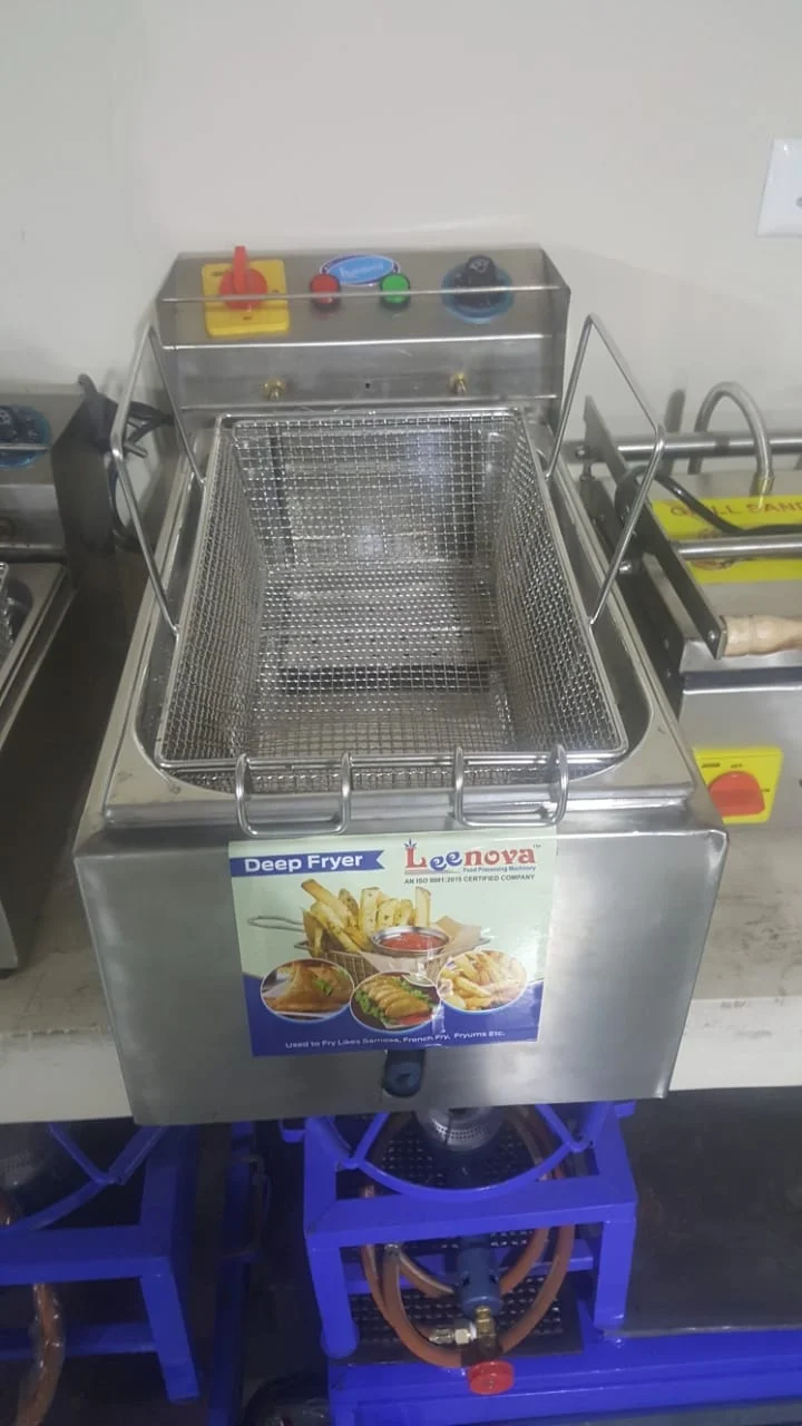 ELECTRIC DEEP FRENCH FRYER FOR COMMERCIAL USE FOOD PROCESSING MACHINERY  HIGHLY RECOMMENDED WHOLESALE PRICE