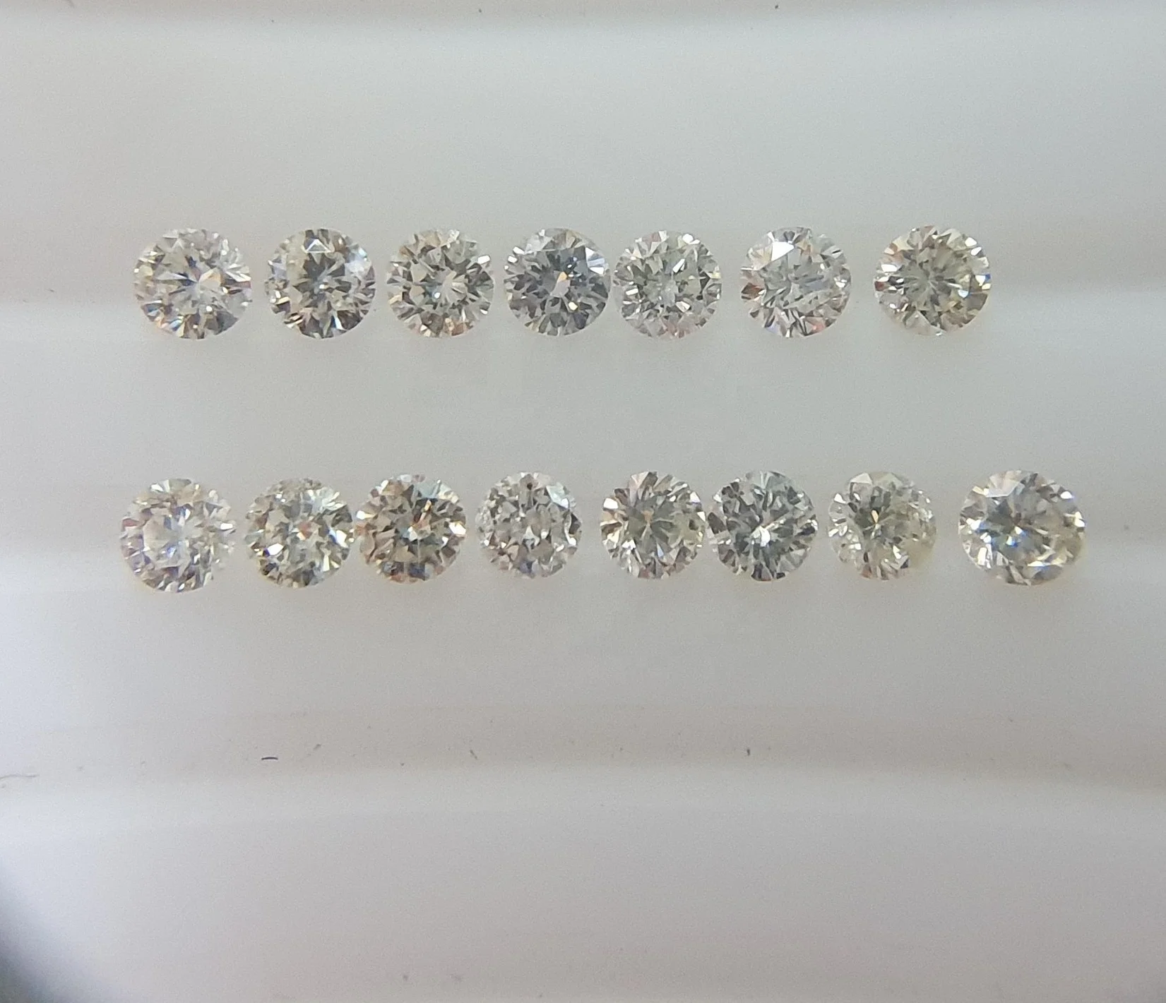 1.7mm SI1 Clarity I-J Color Natural Loose Round Brilliant Cut Diamonds 2 pointer 0.02cts size
