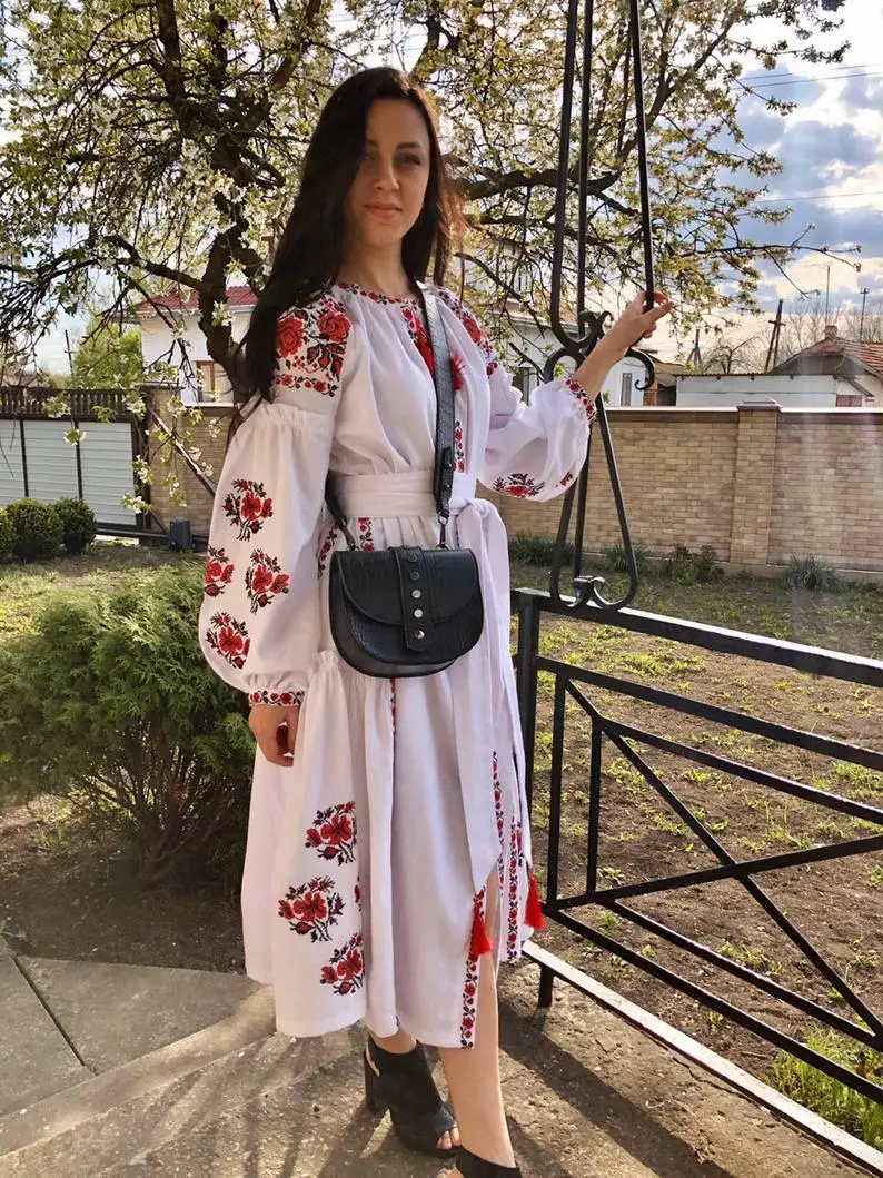 Платье-макси в стиле бохо льняное готическое белое платье с вышивкой украинский стиль модные повседневные летние платья длинным рукавом