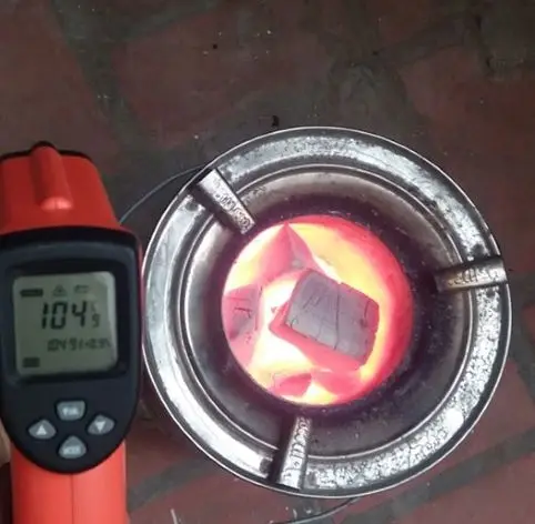  Лидер продаж 2021 натуральный древесный уголь из твердой древесины для рынка Кореи и Японии личи изготовленный во Вьетнаме