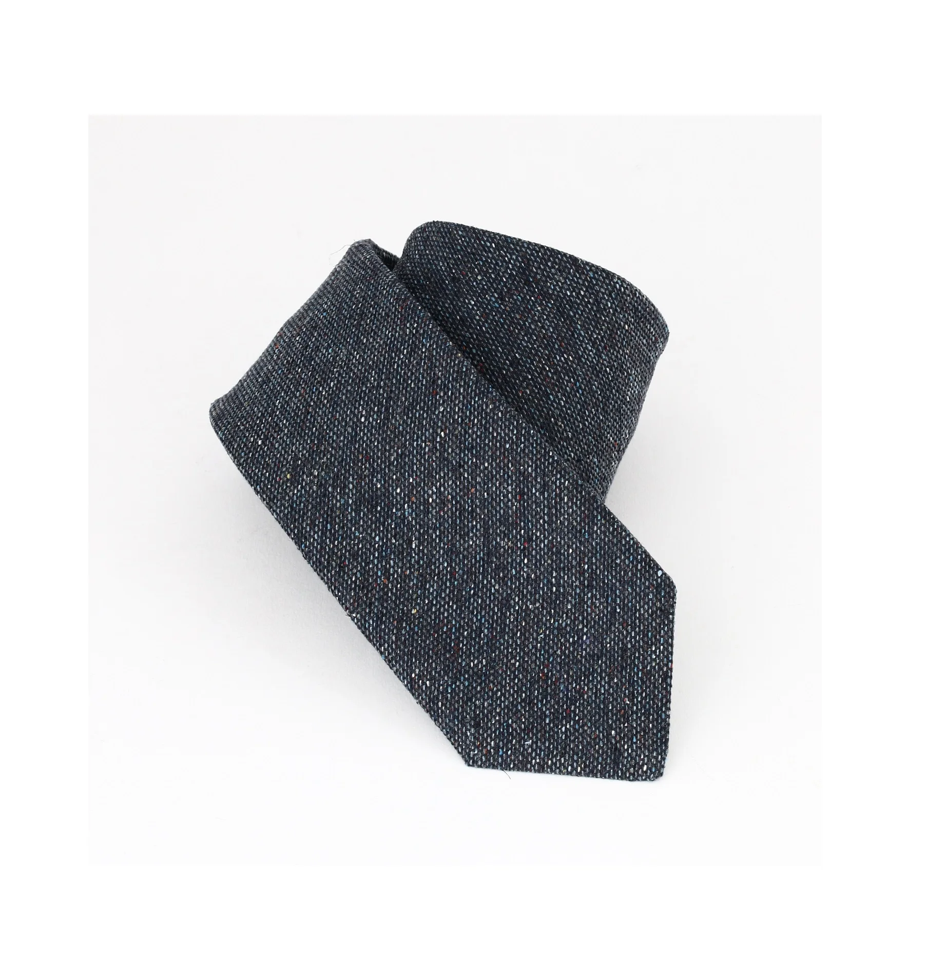 100% SILK SOLID COLOR DESIGN TIE