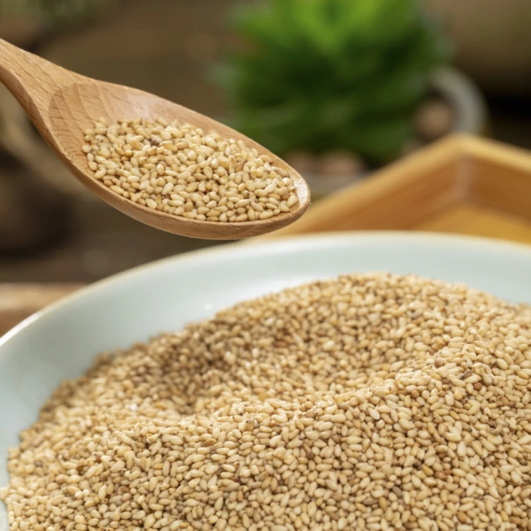 Органические семена кунжута белого цвета оптом