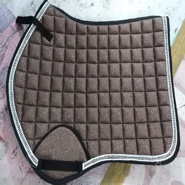Quilted Horse saddle pad with Pocket all purpose equestrian horse Saddle cloth Manufacturer