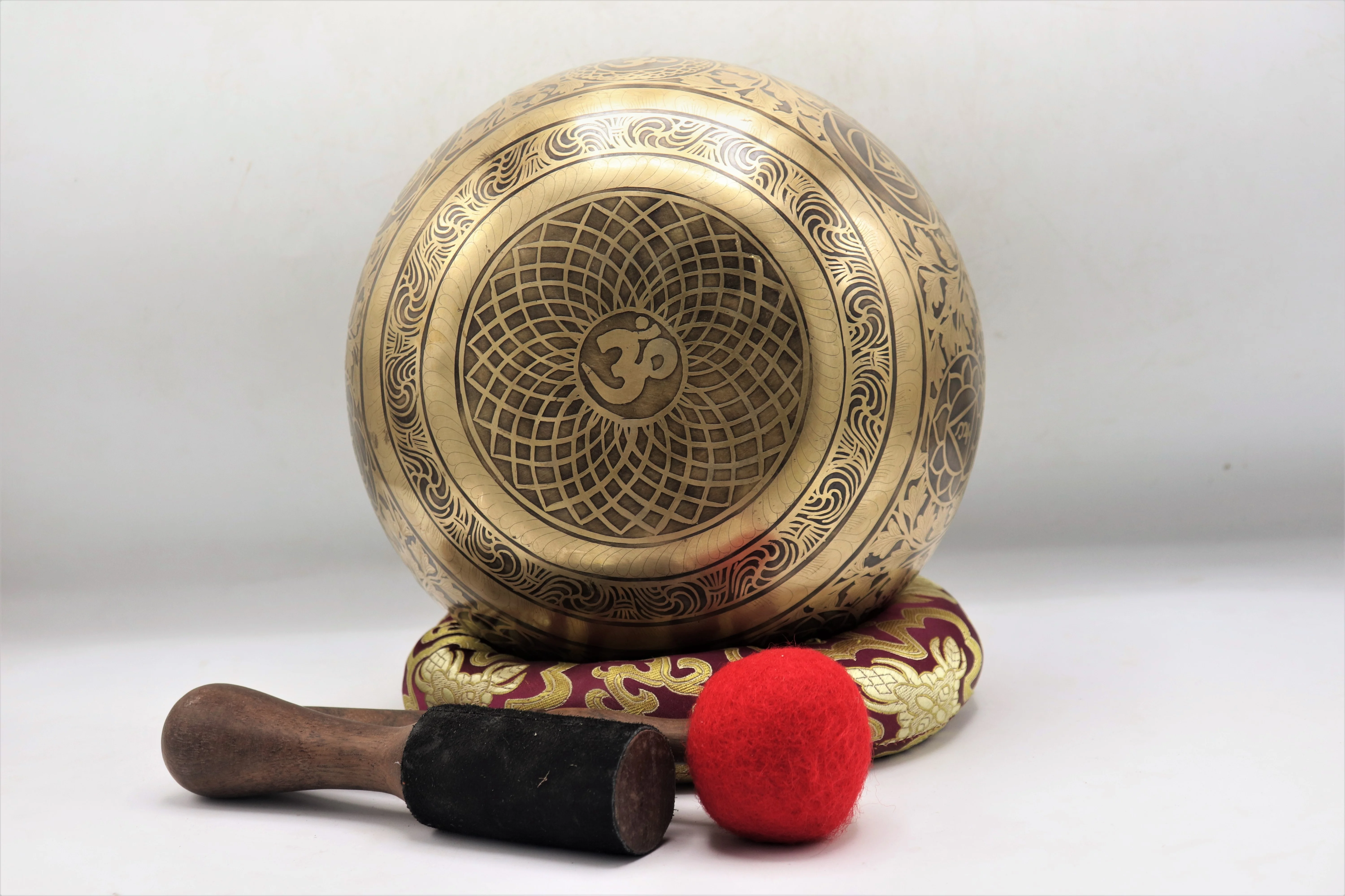 New Arrival Natural Healing Bowl High Quality Brass Singing Bowl For Home Decoration Sound Therapy And Meditation Top Trending