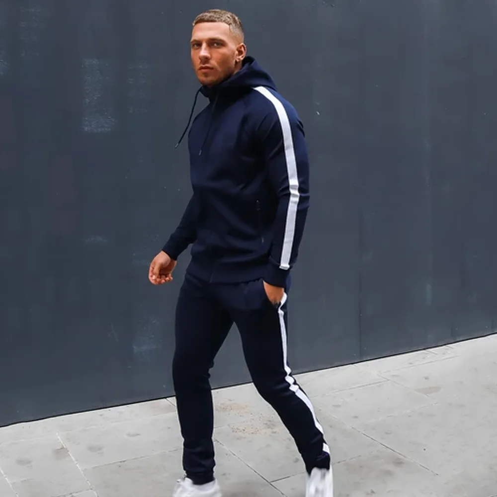 Лучший мужской спортивный костюм для зимы с логотипом под заказ | Высококачественные спортивные костюмы с логотипом и размерами на заказ