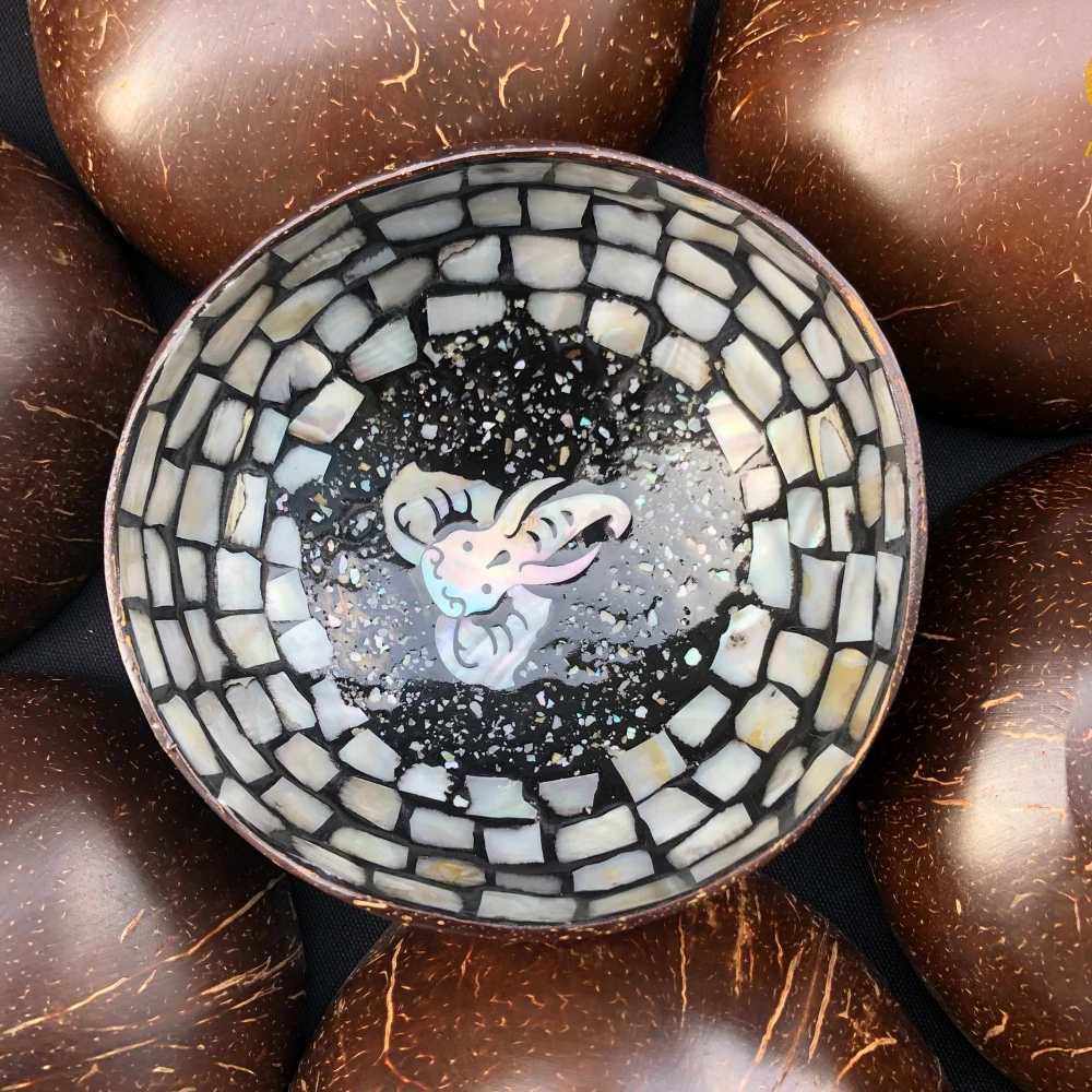 
Natural Coconut Shell Bowl - Decorated With Sea Shell In Elephant Pattern- OEM/ODM- Small Order Accepted- Lacquer Seashell Bowl 