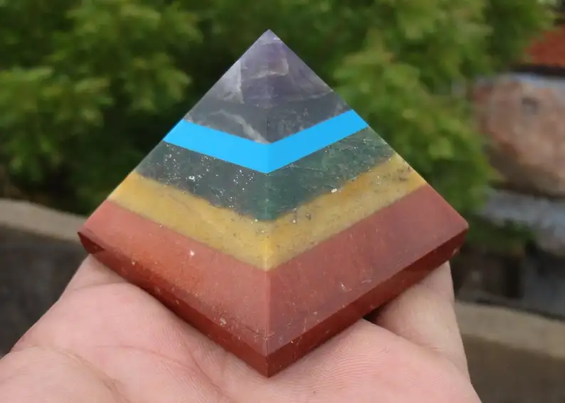 HEALING SEVEN CHAKRA AGATE PYRAMID / SEVEN CHAKRA CRYSTAL PYRAMID / PREMIUM QUALITY 7 CHAKRA HEALING GEMSTONE REIKI PYRAMIDS