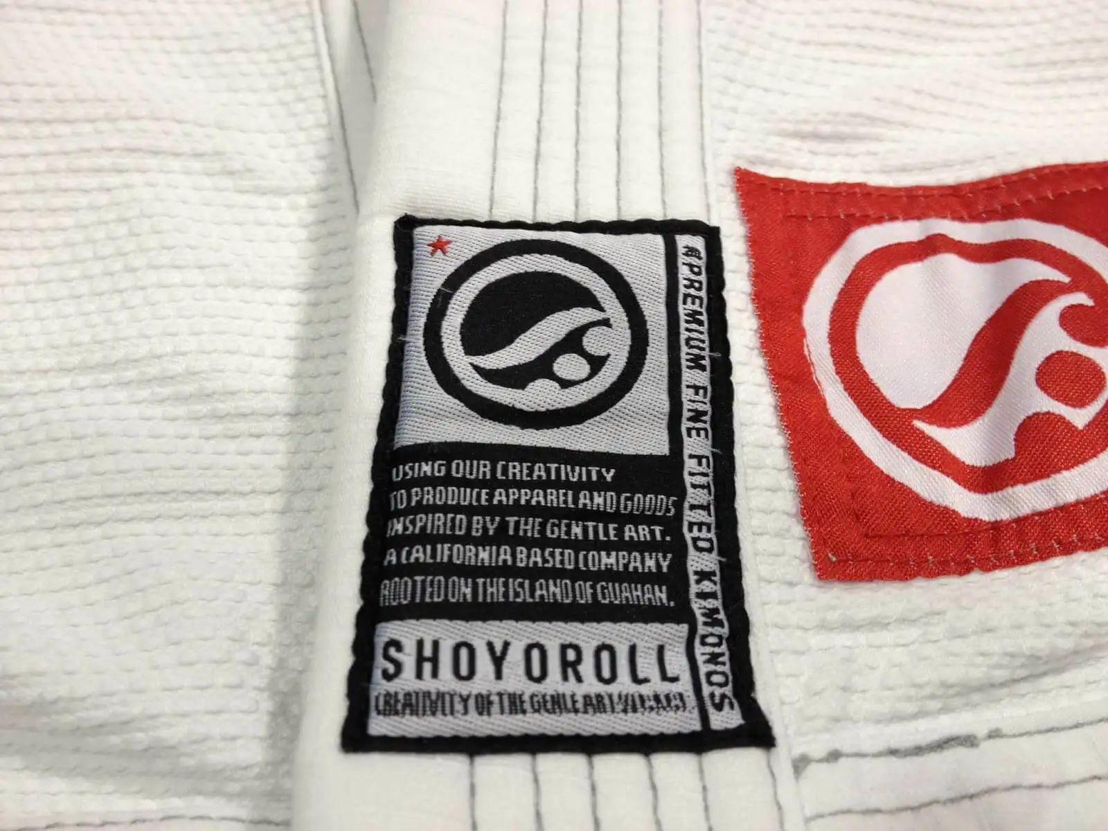 White shoyoroll gi 5.jpg