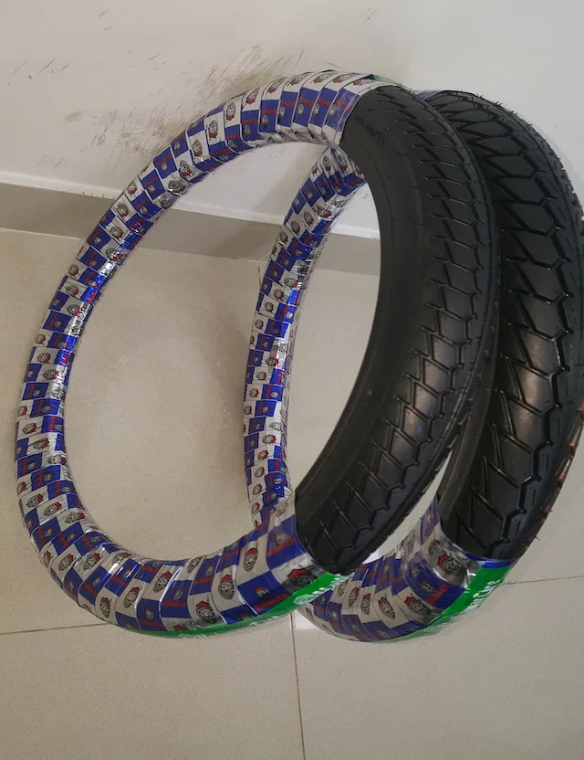Viet Nam tyre manufacturer  STANDARD STREET MOTORCYCLE TIRE, high quality