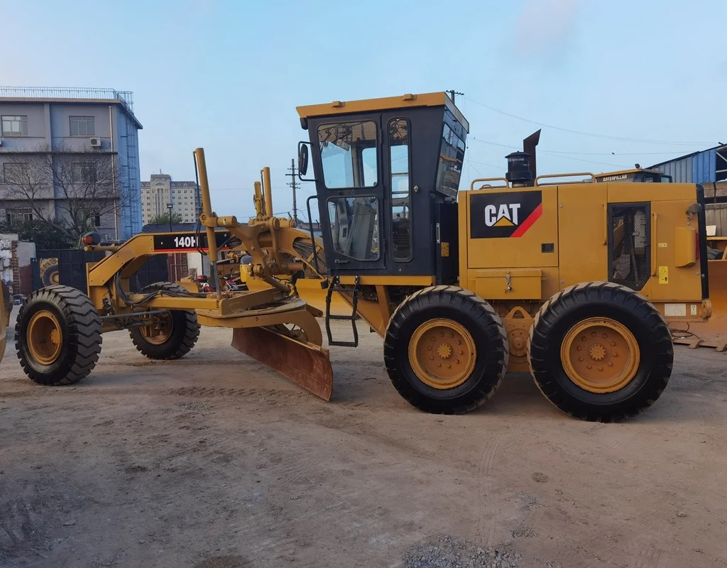 Durable Secondhand Machine original Cat 140h Motor Grader from Japan in yard for sale