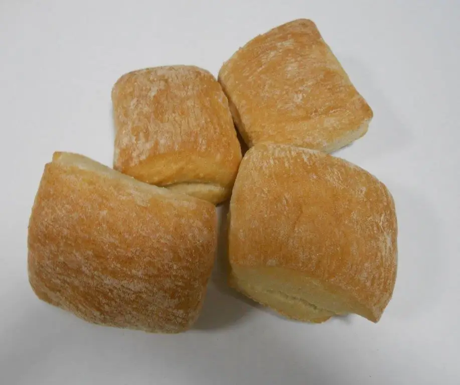 PREMIUM QUALITY ITALIAN WHEAT BREAD WITH HIGH PROTEIN, PEA PROTEIN AND HIGH FIBRE, WITH EXTRA VIRGIN OLIVE OIL