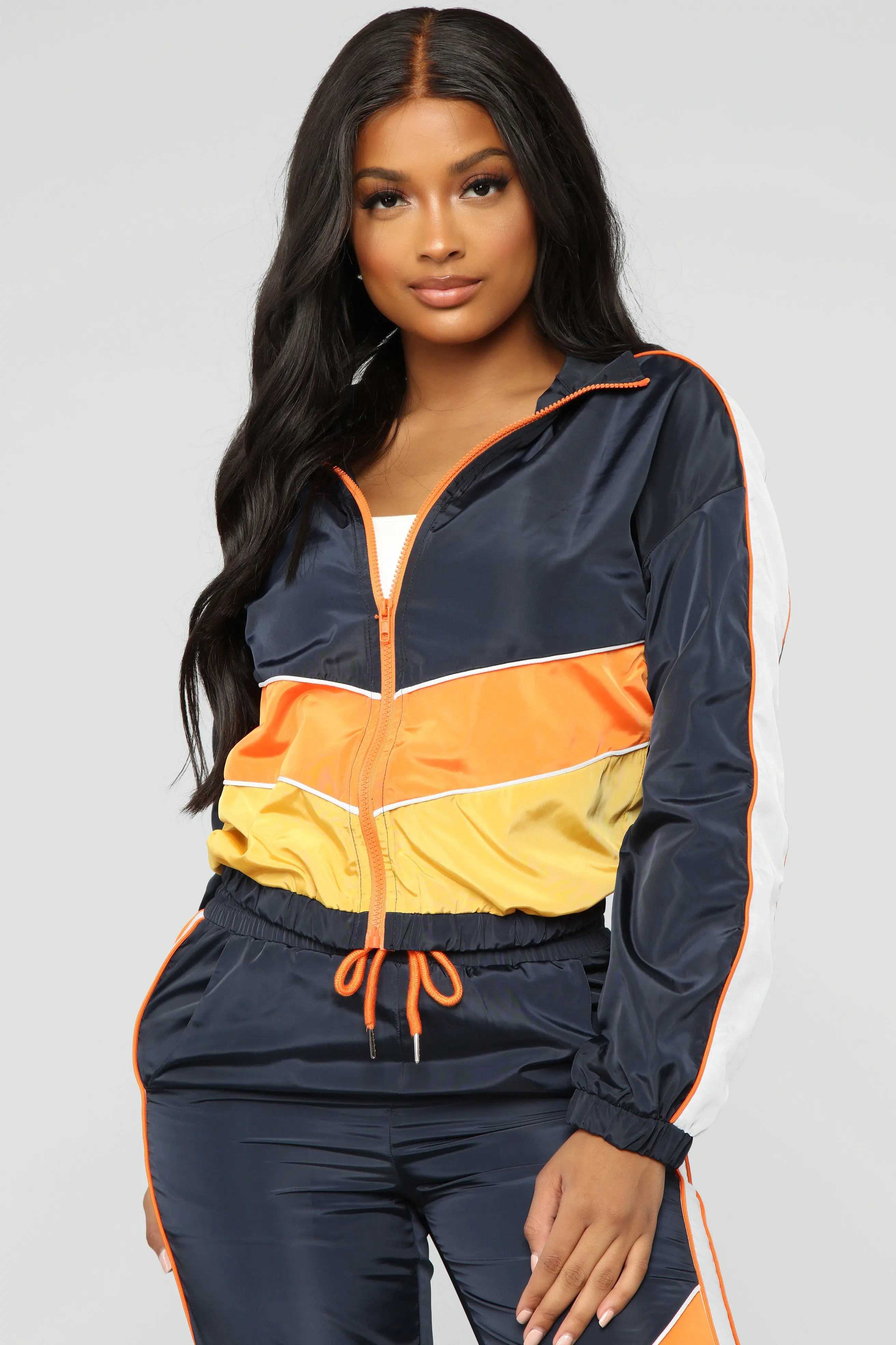 2021 Customized lightweight spring windbreaker women  suits running jacket suit