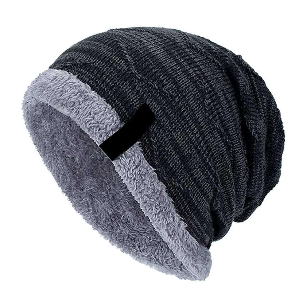 2023 New Arrival Winter Wear Acrylic Hot Sale Knitted Beanie Caps For Men Black Color Wool Made Caps