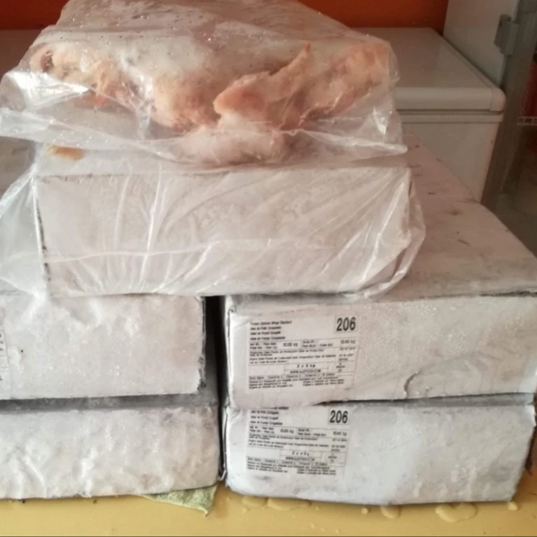Brazil Grade A Frozen Chicken feet and chicken paws