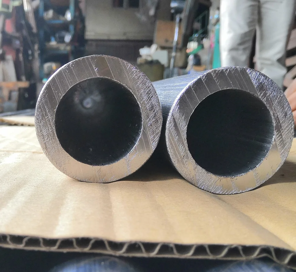  Свинцовые трубы для химического или парового процесса от Selayang Metal Industries Sdn. Bhd. Малайзия