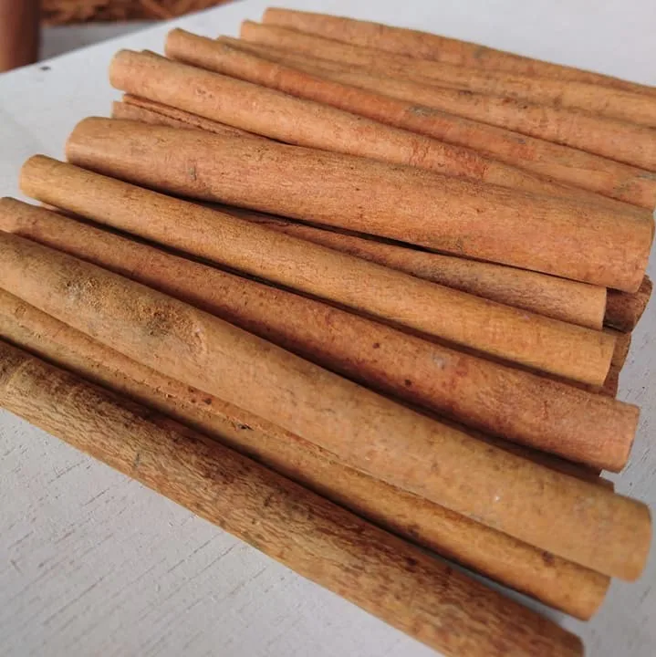 WS +84359166896 Stick Cassia from Vietnam in good condition with bargain price high quality ready to ship new crop best choice