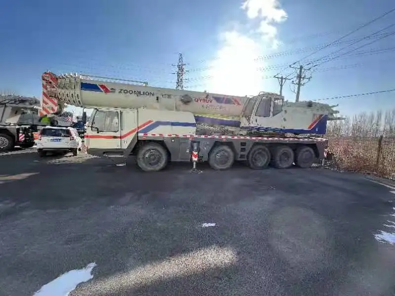Used Zoomlion Truck Crane 90Ton 2012 Second Hand Truck Crane